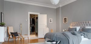 dormitorio con tono gris medio