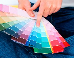 Cómo elegir un color de pintura interior para tu casa - Roma blog